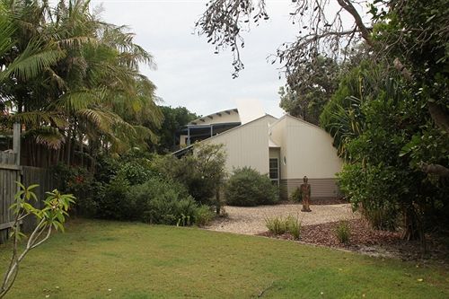 Отель Beach House @ Tallows