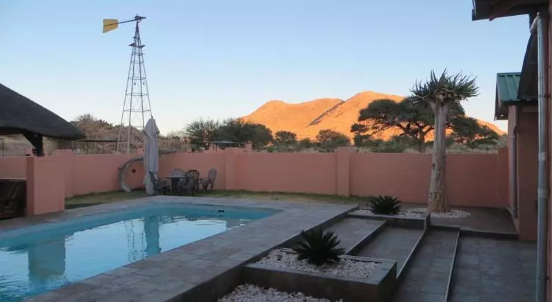 Отель Goibib Mountain Lodge