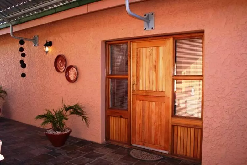 Отель Goibib Mountain Lodge