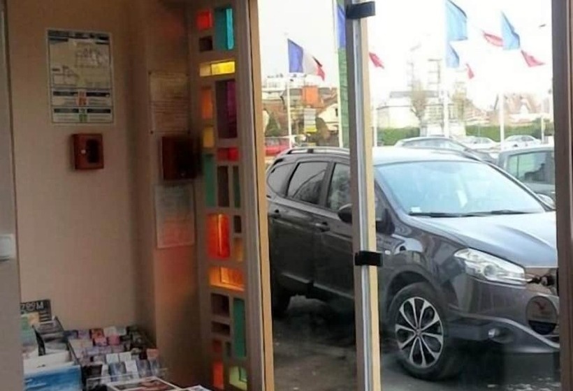 酒店 Hôtel Le Hussard