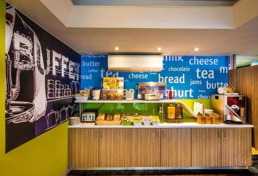 호텔 Ibis Budget Fawkner