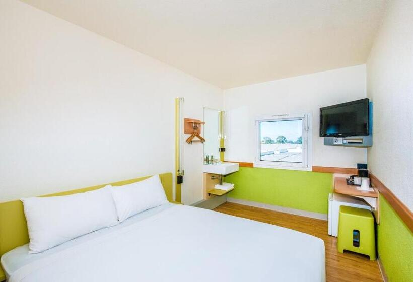 ホテル Ibis Budget Fawkner