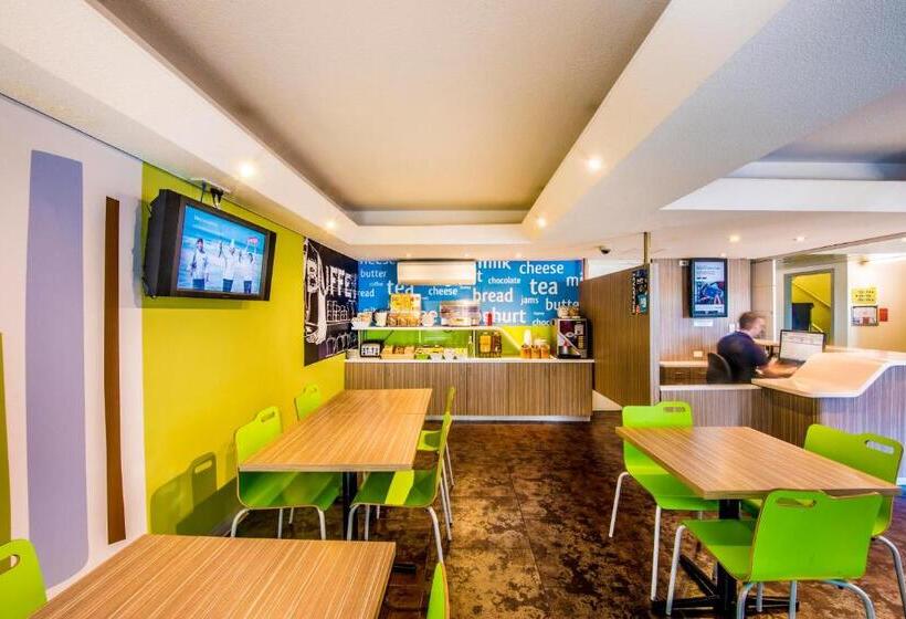 ホテル Ibis Budget Fawkner