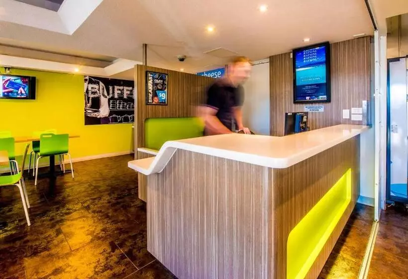 호텔 Ibis Budget Fawkner