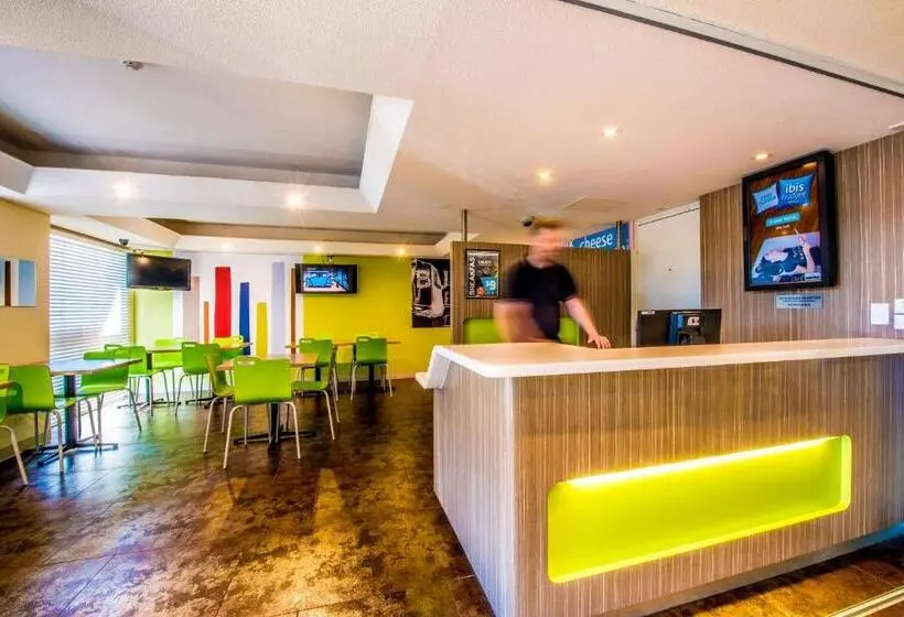 호텔 Ibis Budget Fawkner