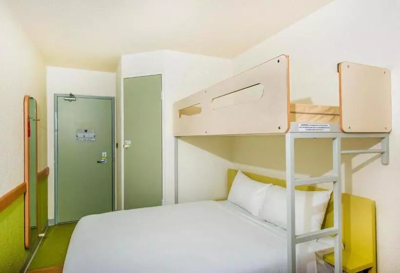 호텔 Ibis Budget Fawkner