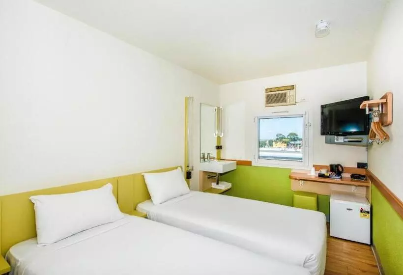 호텔 Ibis Budget Fawkner