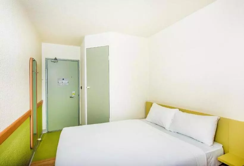 호텔 Ibis Budget Fawkner