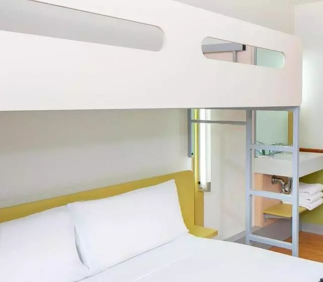 호텔 Ibis Budget Fawkner