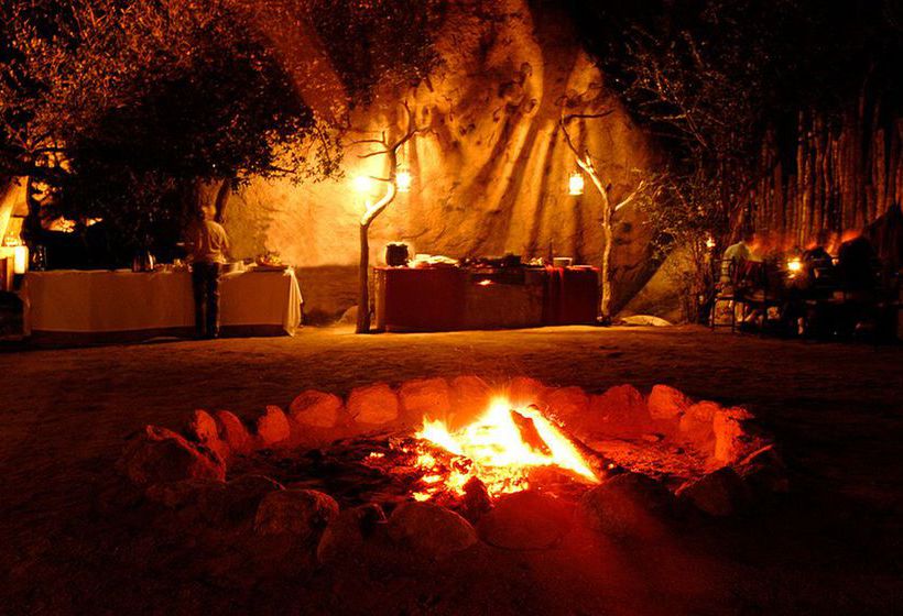 Отель Manyatta Rock Camp Kwa Madwala Private Game Reserve