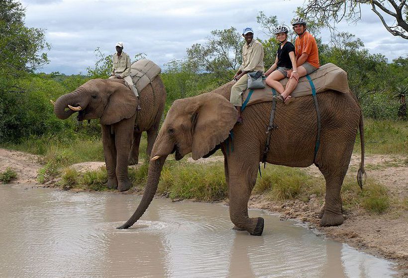 Отель Manyatta Rock Camp Kwa Madwala Private Game Reserve