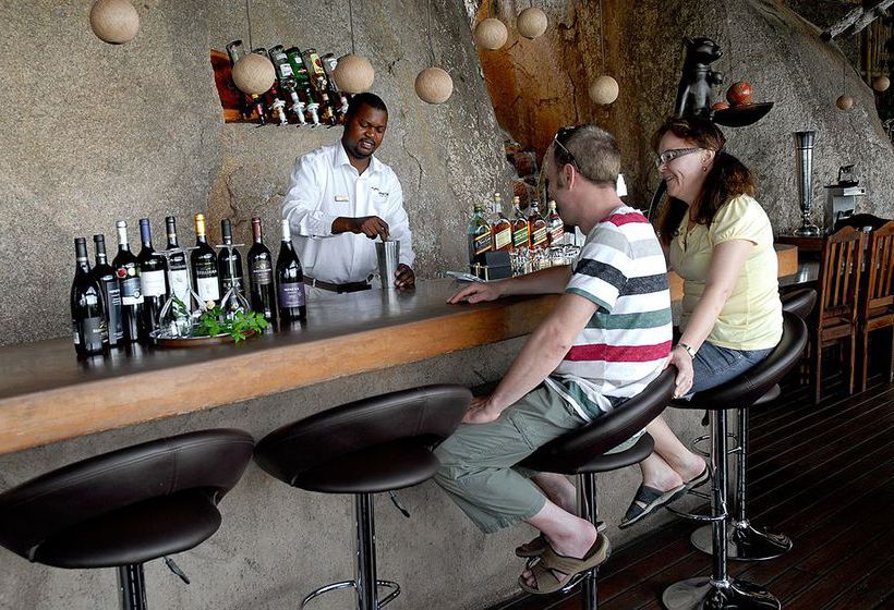 Отель Manyatta Rock Camp Kwa Madwala Private Game Reserve