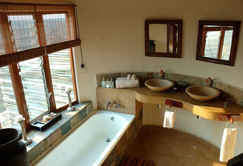 Отель Manyatta Rock Camp Kwa Madwala Private Game Reserve