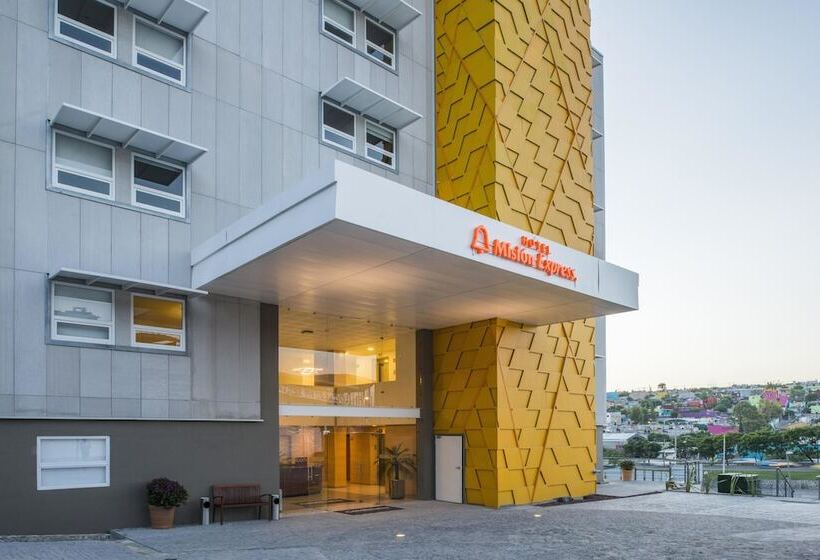 Отель Mision Express Queretaro