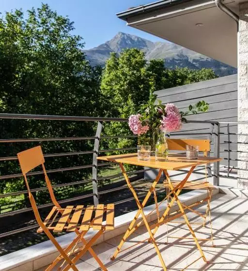 בית מלון כפרי Oniropetra Boutique