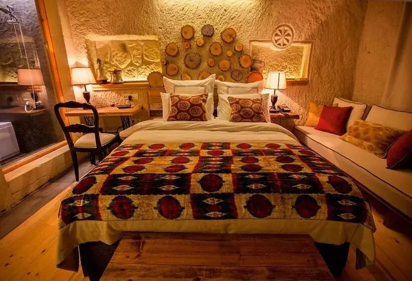 هتل Queens Cave Cappadocia