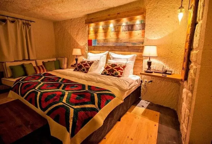 هتل Queens Cave Cappadocia