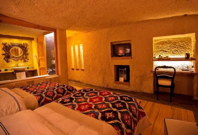هتل Queens Cave Cappadocia