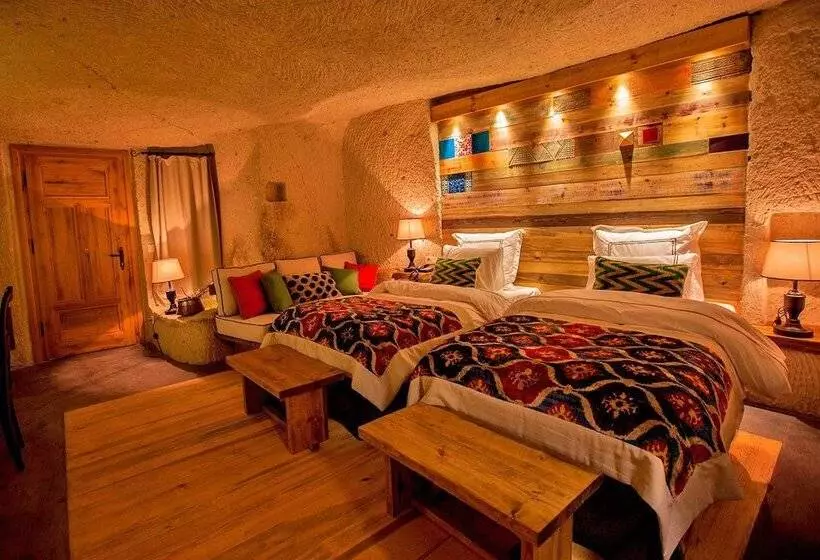 هتل Queens Cave Cappadocia