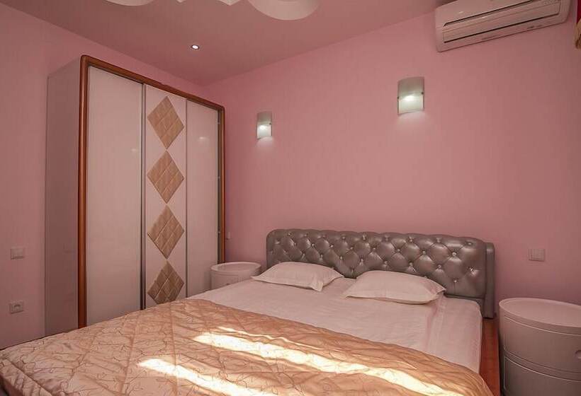 فندق Raduga Prestige