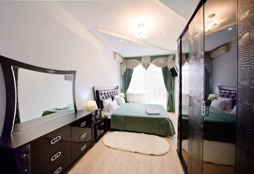 בית מלון כפרי Raduga Prestige