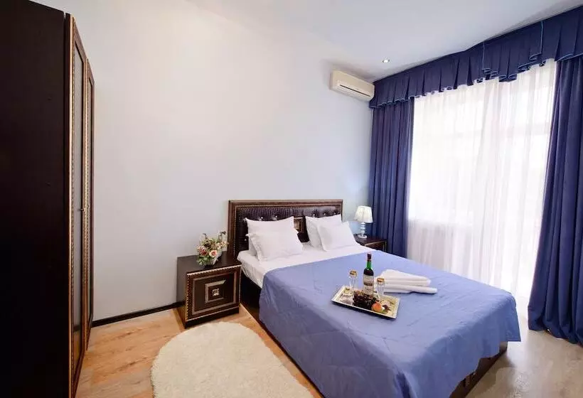 בית מלון כפרי Raduga Prestige