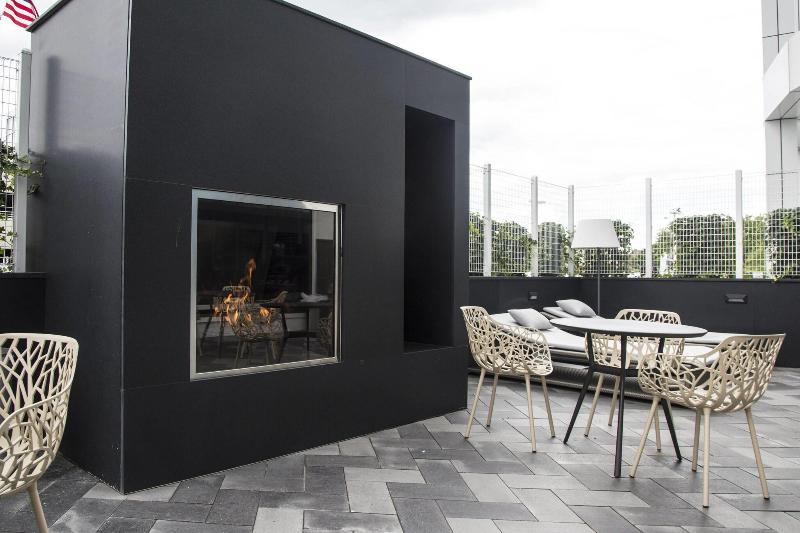 בית מלון כפרי Residence Inn By Marriott The Bronx At Metro Center Atrium