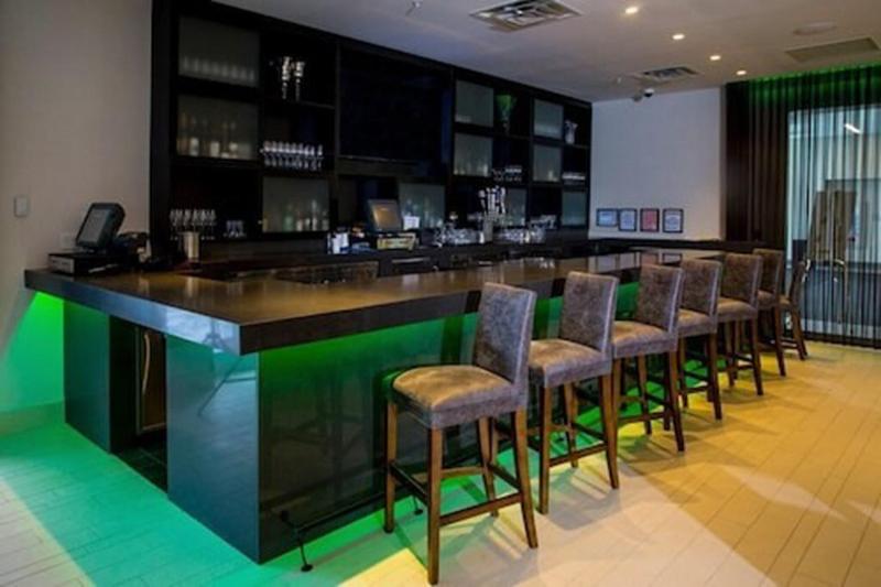 בית מלון כפרי Residence Inn By Marriott The Bronx At Metro Center Atrium