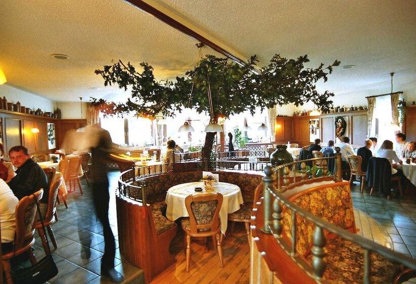 Отель & Restaurant Bergfried