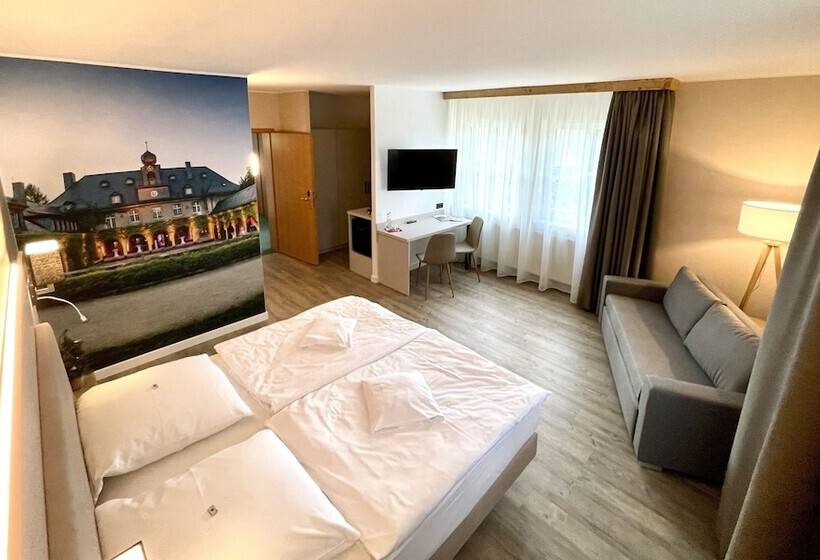 Отель & Restaurant Bergfried