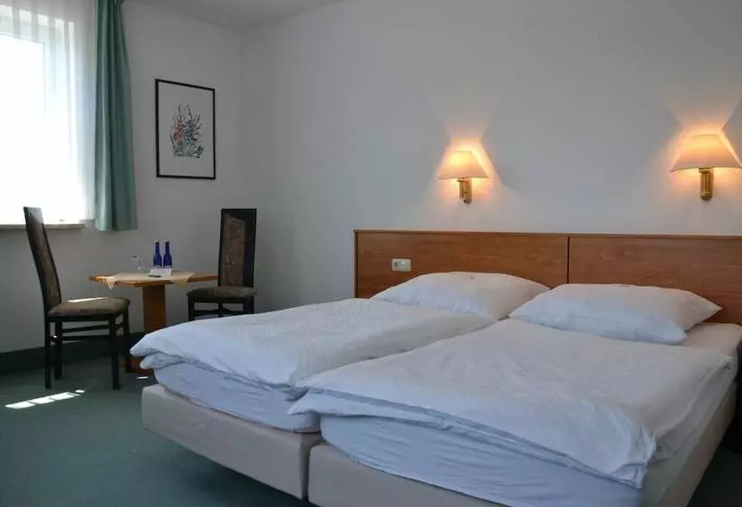 Отель & Restaurant Bergfried