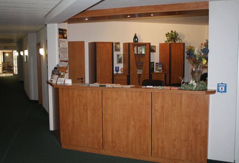 Отель & Restaurant Bergfried