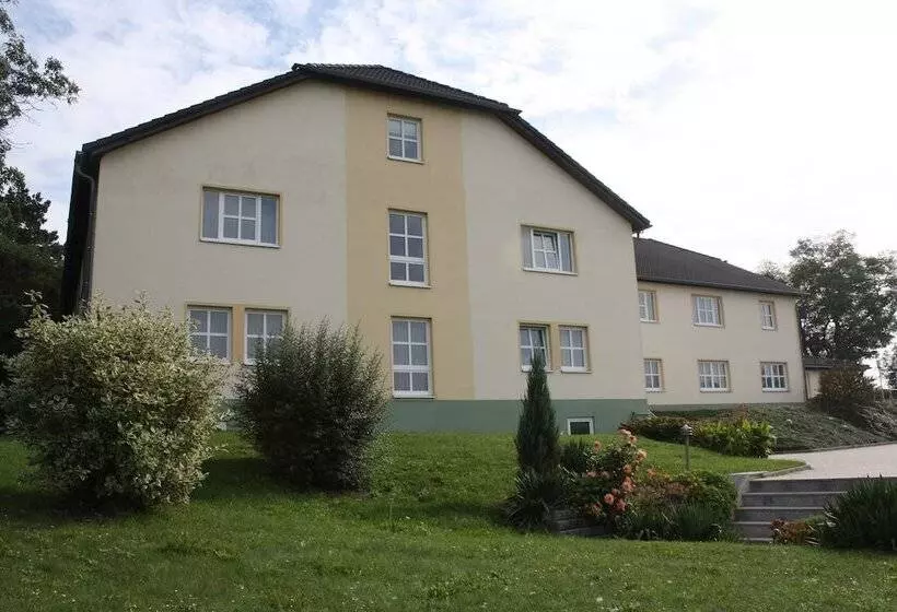 Отель & Restaurant Bergfried