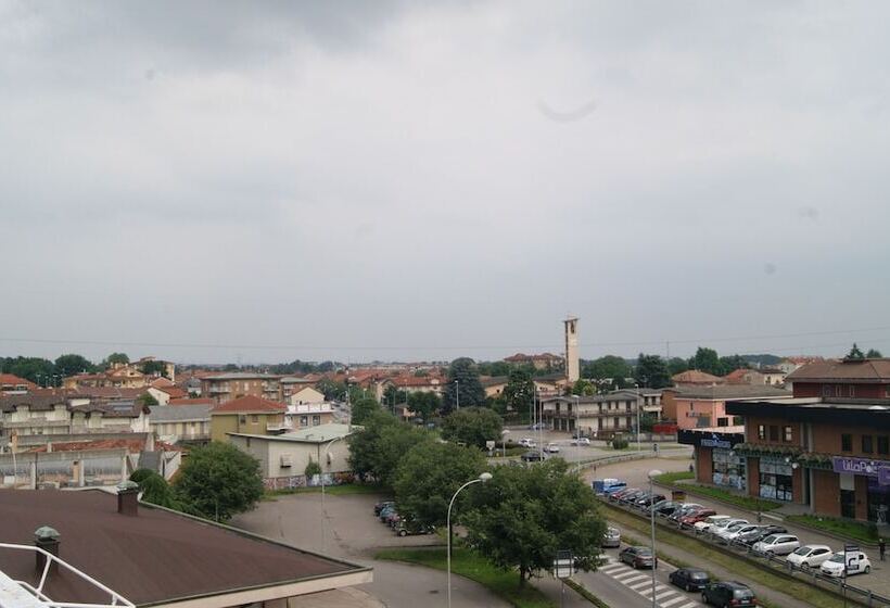 Отель Ristorante Novara Expo