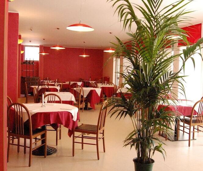 Отель Ristorante Novara Expo