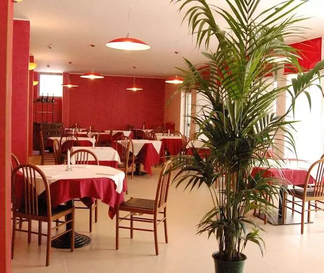 Отель Ristorante Novara Expo