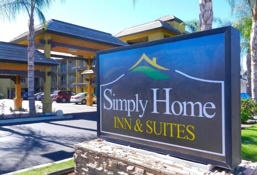 Otel Simply Home Inn & Suites Riverside