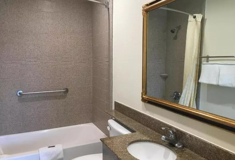 Otel Simply Home Inn & Suites Riverside