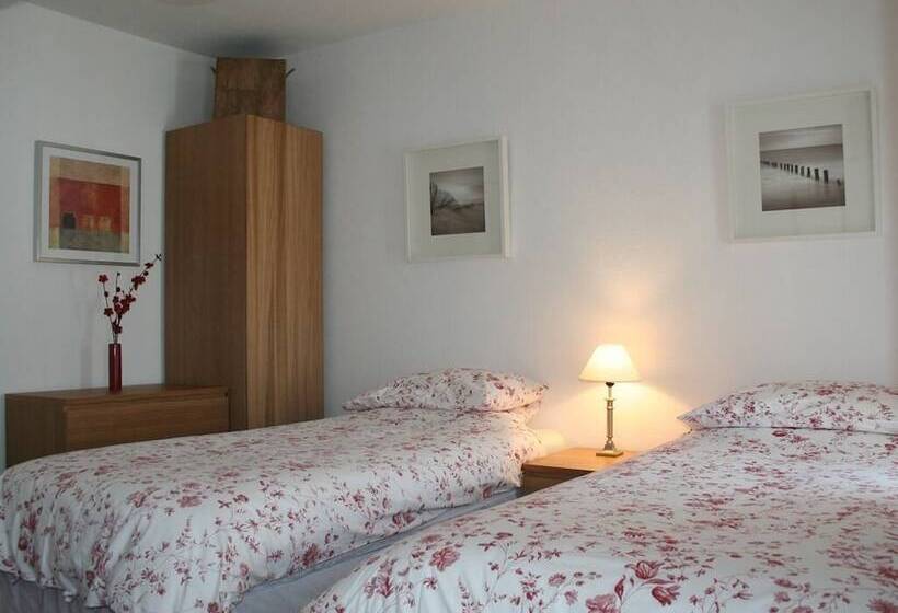 هتل The Cross Keys