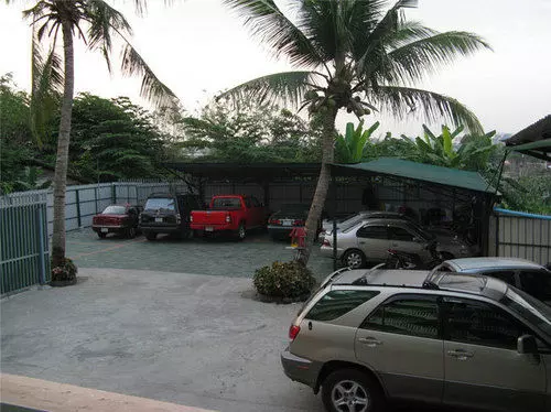 Отель The Green House