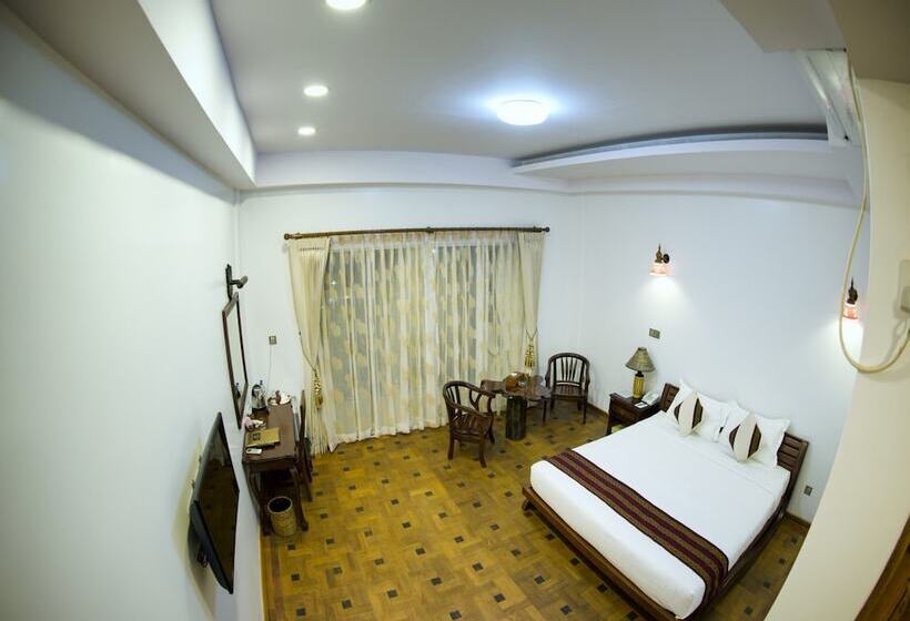 هتل Yadanarpon Dynasty