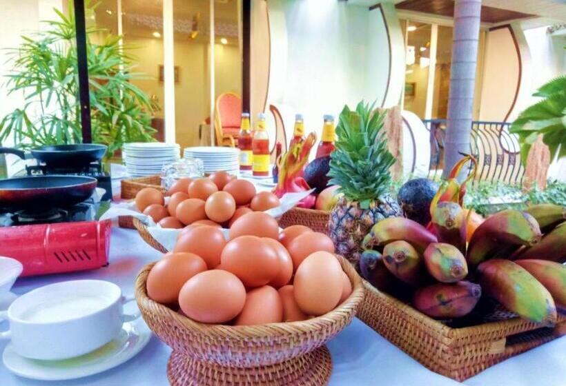 هتل Yadanarpon Dynasty