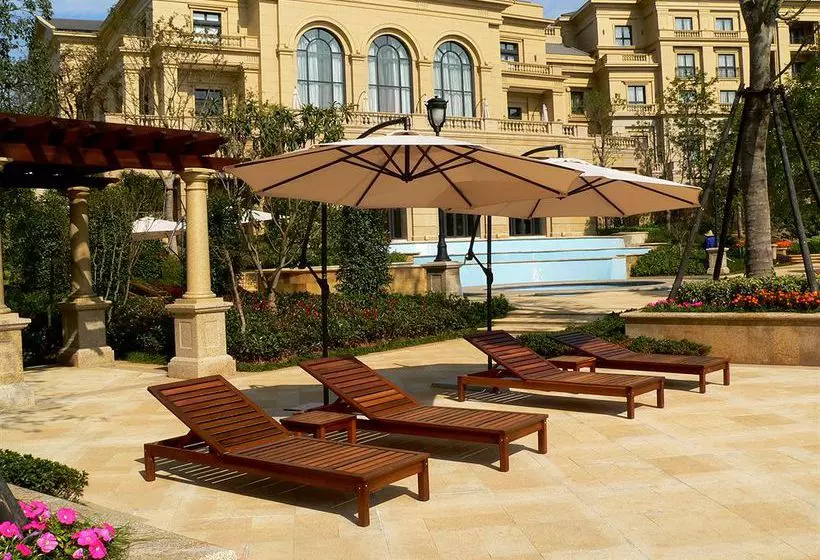 Отель Landison Xinchang