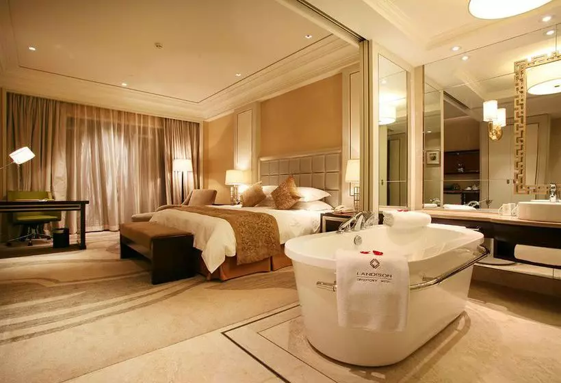 Отель Landison Xinchang