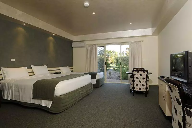 모텔 Fairways Resort