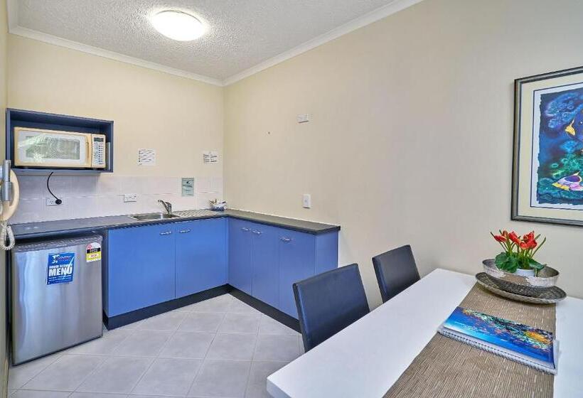 North Cove Waterfront Suites