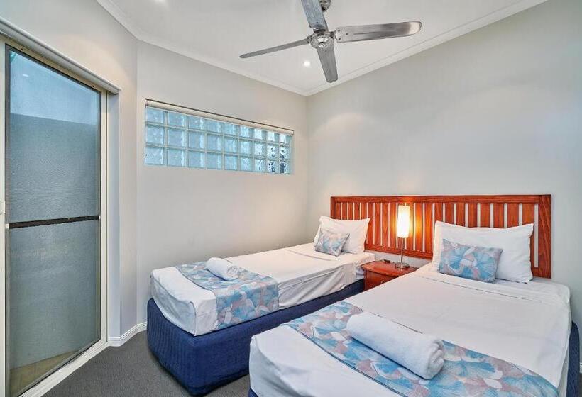 North Cove Waterfront Suites