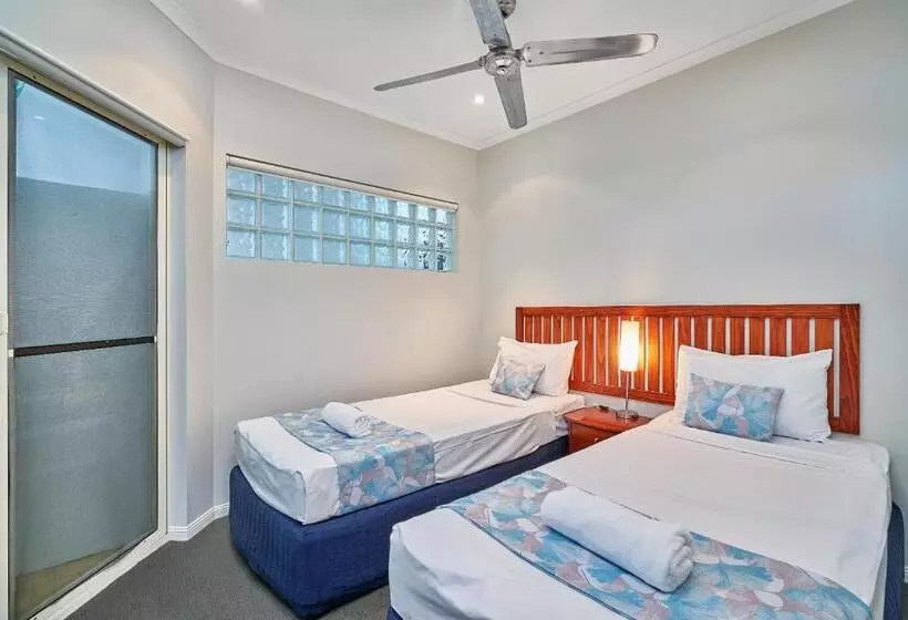 North Cove Waterfront Suites