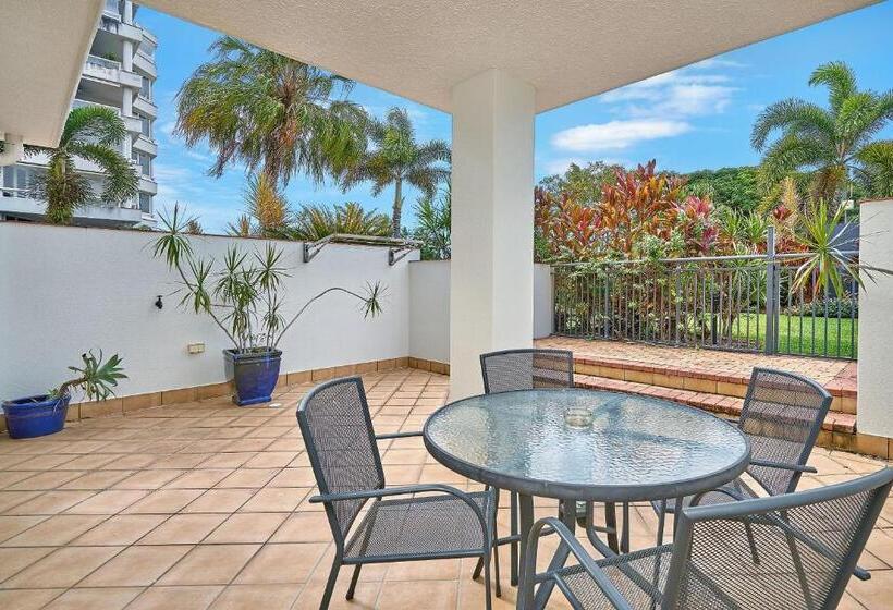 North Cove Waterfront Suites