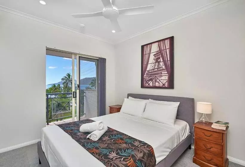 North Cove Waterfront Suites